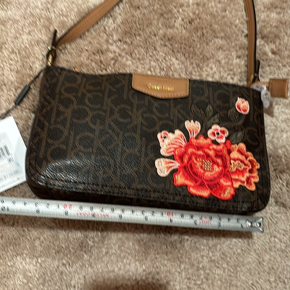 NWT Calvin Klein, shoulder bag, handbag purse, mother’s flowers roses, brown - Picture 14 of 15